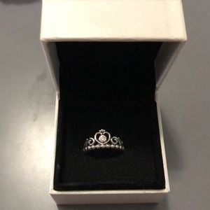 Pandora tiara ring